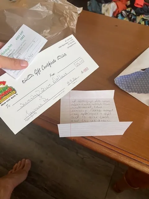 gift card and apology from restaurant